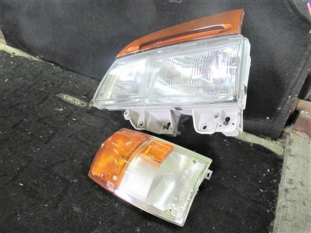 フォワード KC-NRR33G1G 左ヘッドランプASSY ジャストン 6HH1 100-21502拍卖