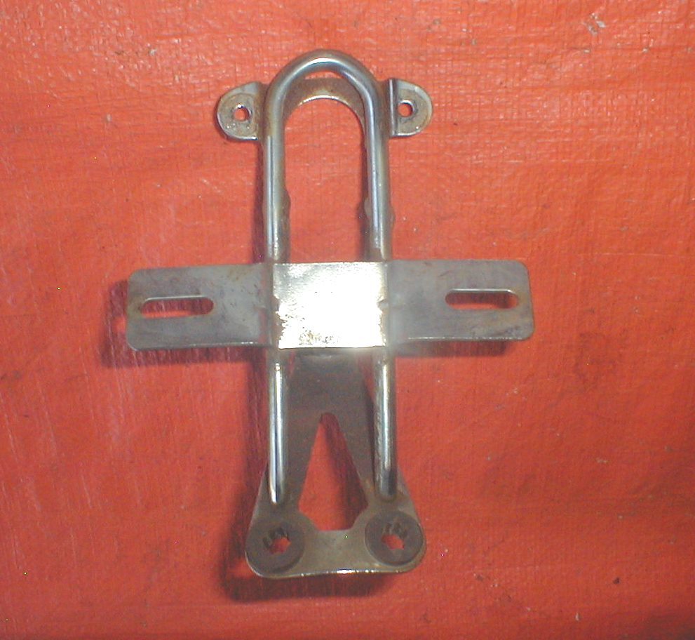 ☆★スズキ★GP125/1979年~【テールランプブラケット】★☆拍卖