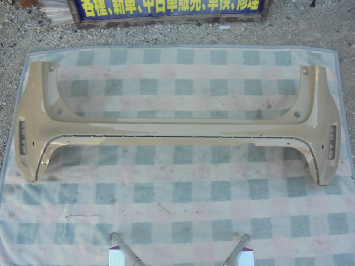 ヤリス クロス MXPB10.MXPB15.MXPJ10.MXPJ15 純正 リアバンパー 52159-52A90 ☆送料格安 ☆要確認 4571 拍卖
