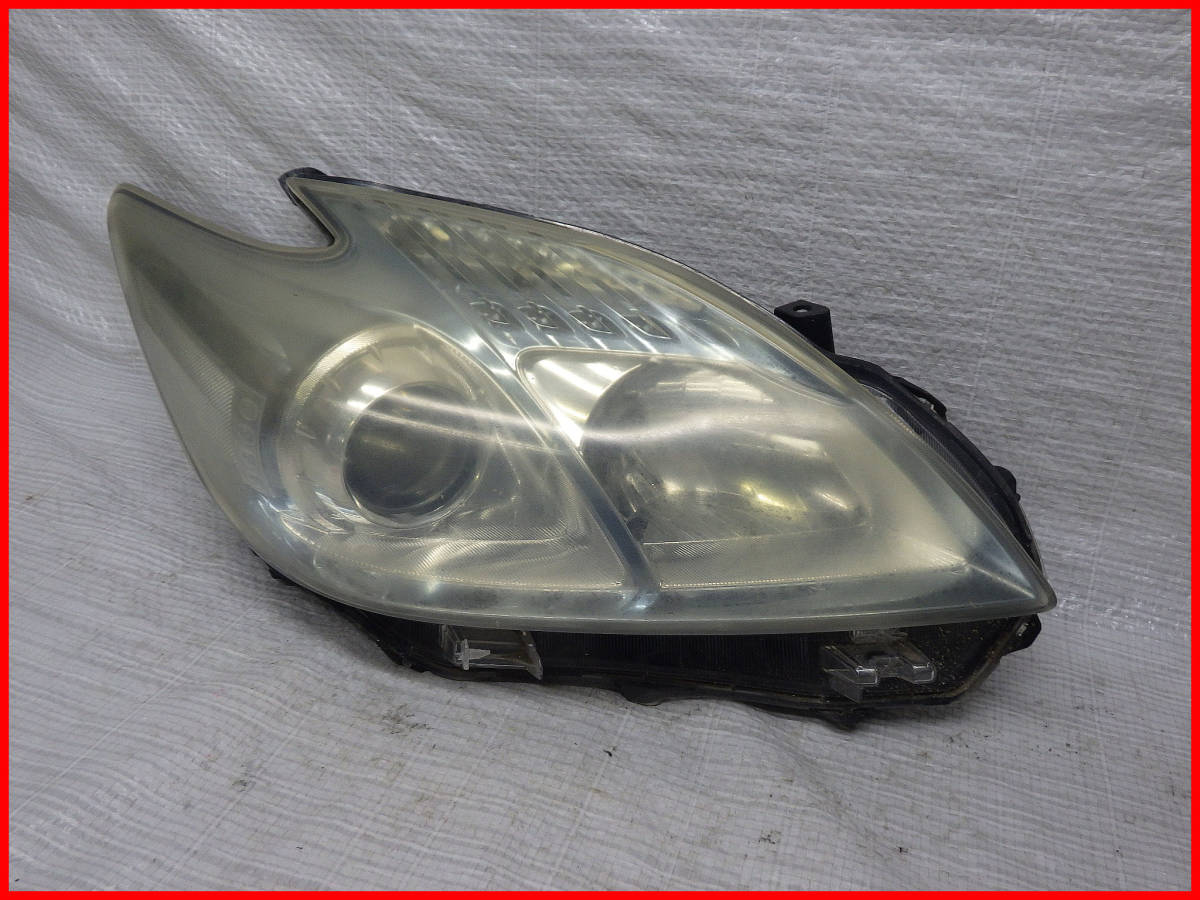 ZVW30 前期 プリウス 右ヘッドライト右ライト 右側 KOITO 47-29 トヨタ ハロゲン ヘッドランプ ランプ拍卖