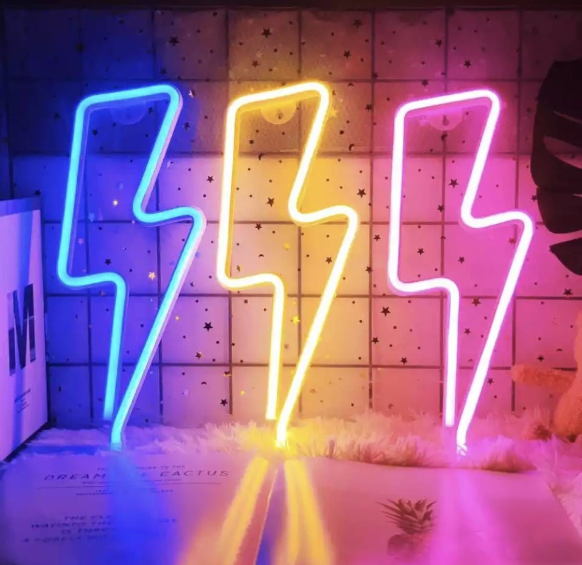 LHH525★全4種類 要1種類選択 照明 インテリア オーナメント オブジェ 間接照明 LED雷ネオンライト LED 雷 カミナリ サンダー ライトニン拍卖