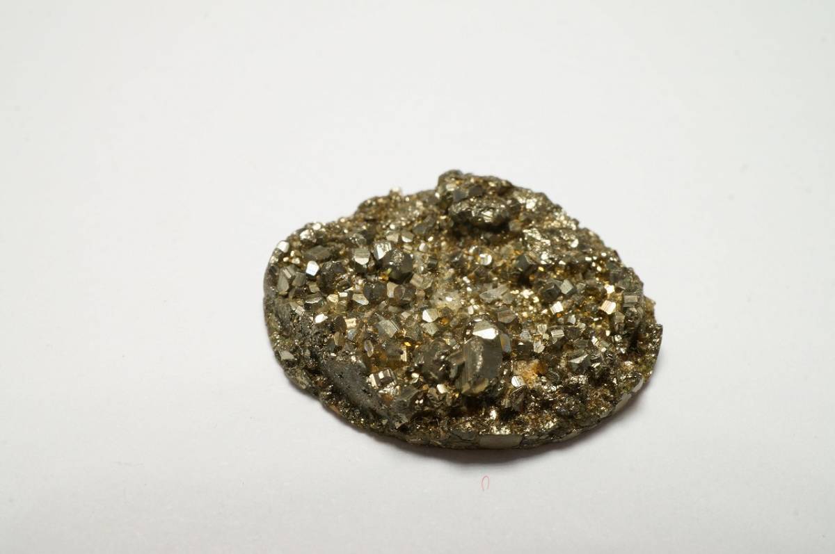 【即決特別価格!早い者勝ちです】希少!コレクター向け!スペイン産パイライト原石【16.9ct】スペイン産/黄鉄鉱/原石拍卖