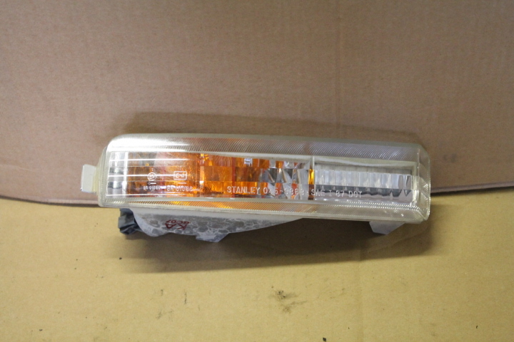 M-014 CB6 ホンダ アコードクーペ ウィンカーランプ右 STANLEY 045-3868R拍卖