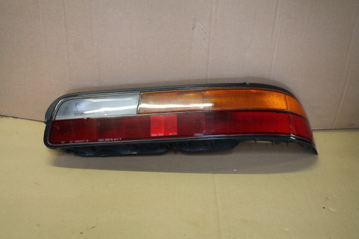 M-081 希少・日産純正 シルビア S13 右テールランプ テールライト IKI7243 IKI 4426拍卖