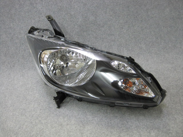 新品 ホンダ純正 フリード ヘッドライト 33100-SYY-J01 未装着拍卖