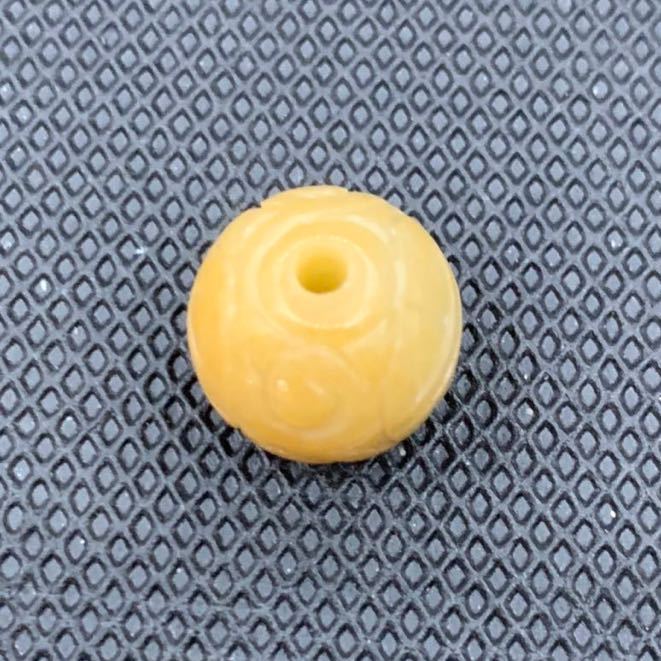 本翡翠玉 鶏油黄 ミャンマー産 手彫り拍卖