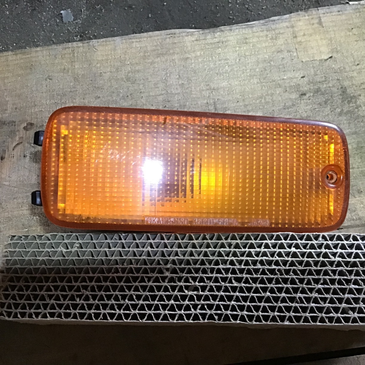 左 ウィンカー スズキ エブリィ TOKAIDENSO 35601-50F0 中古拍卖