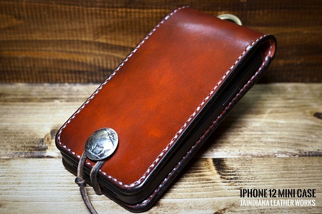 ハンドメイド/サドルレザー iPhone ケース ビンンテージ染めバーガンディーA拍卖