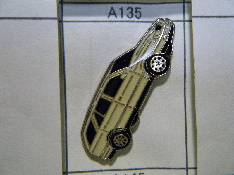 ★ピンズ ランチア 車種不明 白 A135拍卖