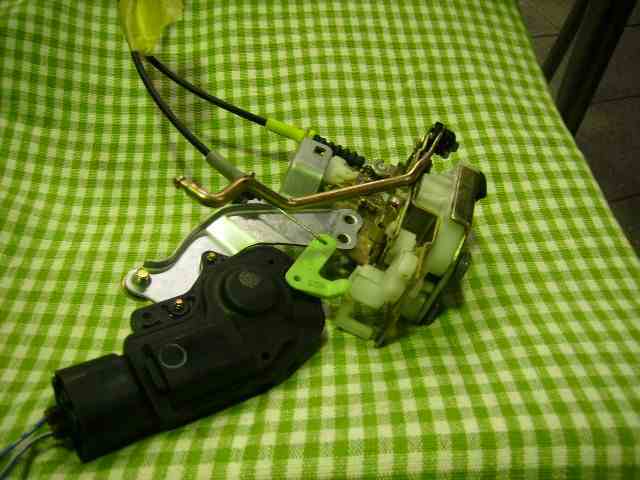 623 ダイハツ ムーヴ L150S 左 リア ドア ロック拍卖