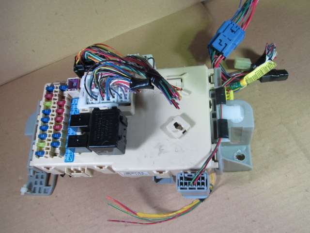 HA24V アルト インテグレーテッド付き/室内側 ヒューズ&リレーBOX拍卖