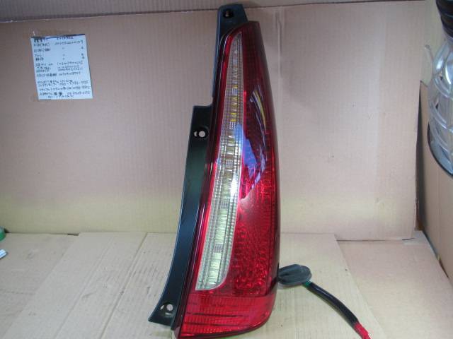 15568 GX 110W マークII ブリット 右 テール ランプ ブレーキ拍卖