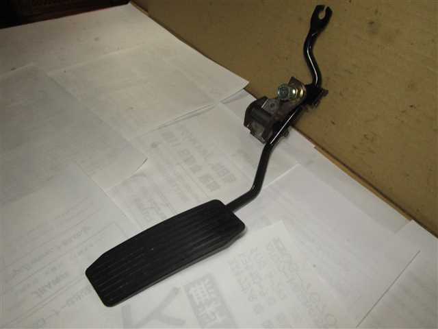 スムーズ リターン アクセル ペダル エンジン FC3S RX-7 / 22858拍卖