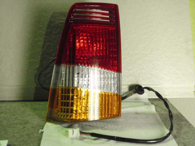 管番4452 左 テールランプ Ay H42A トッポBJ ブレーキ ランプ拍卖