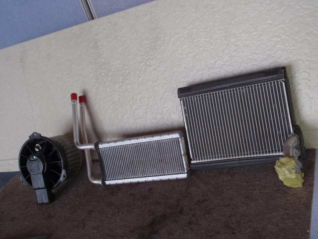 スズキ MH21S ワゴンR ヒーターユニット ブロアモーター 6107拍卖