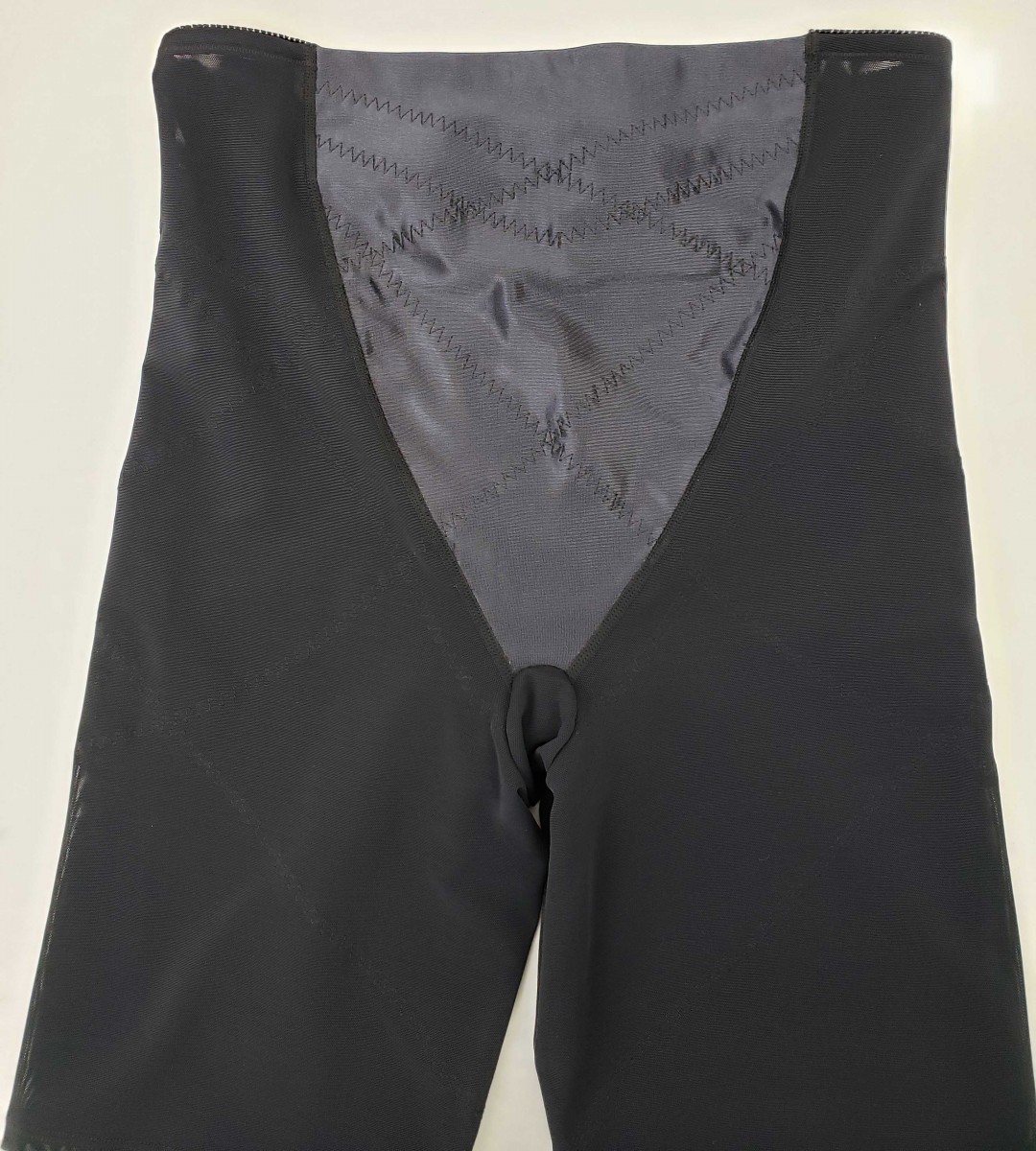 in0683 △ 新品 ★ ガードル 3L 黒 ブラック ハイウエスト お腹 ウエスト ヒップ 太もも 骨盤 引き締め くびれ ダイエット 補正 細見え拍卖