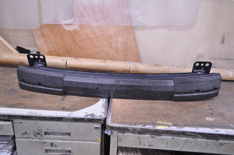 フィアット 500 前期 純正 破損無 取付OK フロントバンパー ホースメント エネルギー セット K060977拍卖