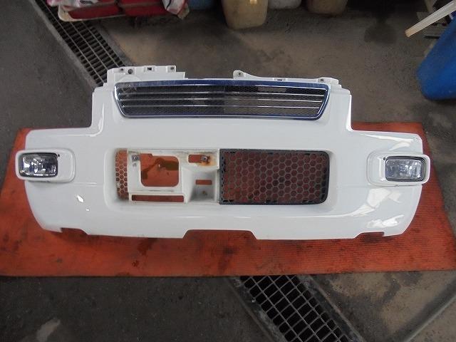 AZワゴン GF-MD21S 純正 フロントバンパー 26U 白拍卖