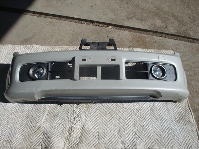 キューブ DBA-YGZ11 純正 フロントバンパー K44 ミストグレーメタリック拍卖