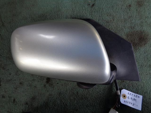 アベンシス CBA-AZT250 右サイドミラー/ドアミラー 1CO シャンパンゴールド:現車取り外し生産済み拍卖