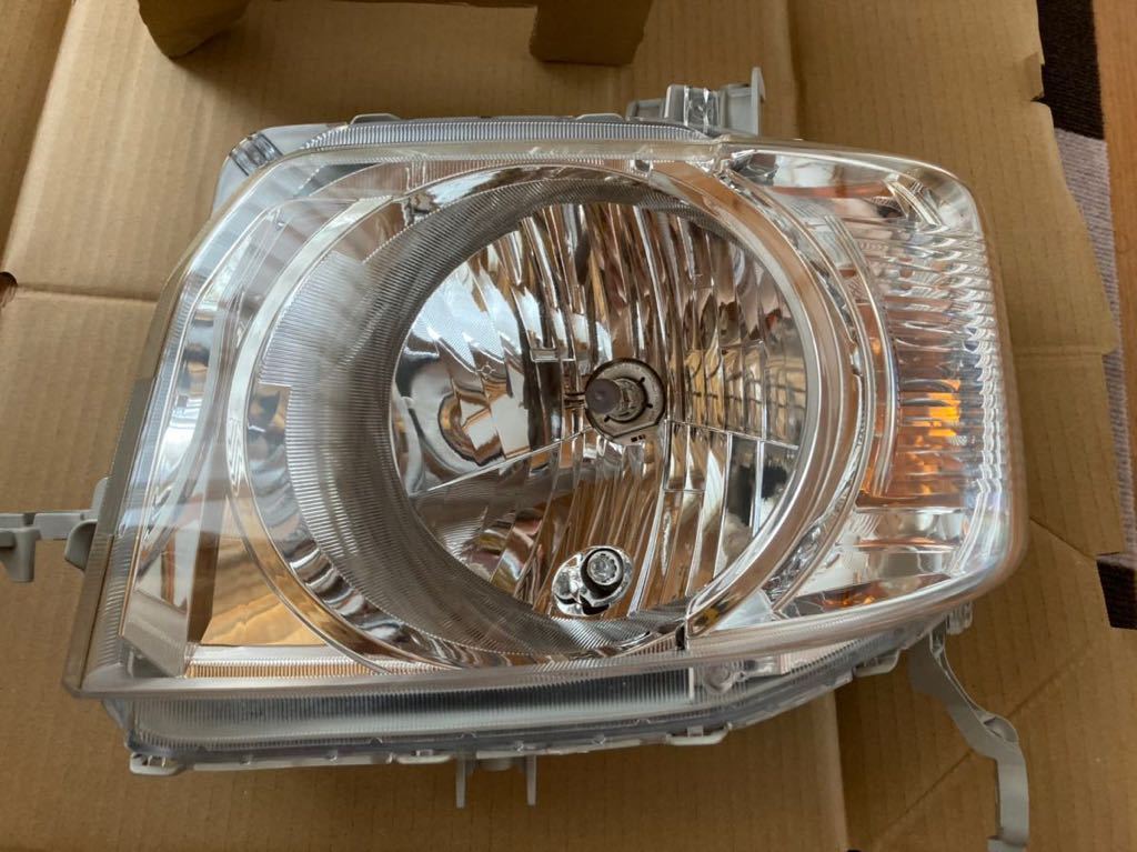 N-BOX JF1 純正 左 ヘッドランプ ヘッドライト 33150拍卖