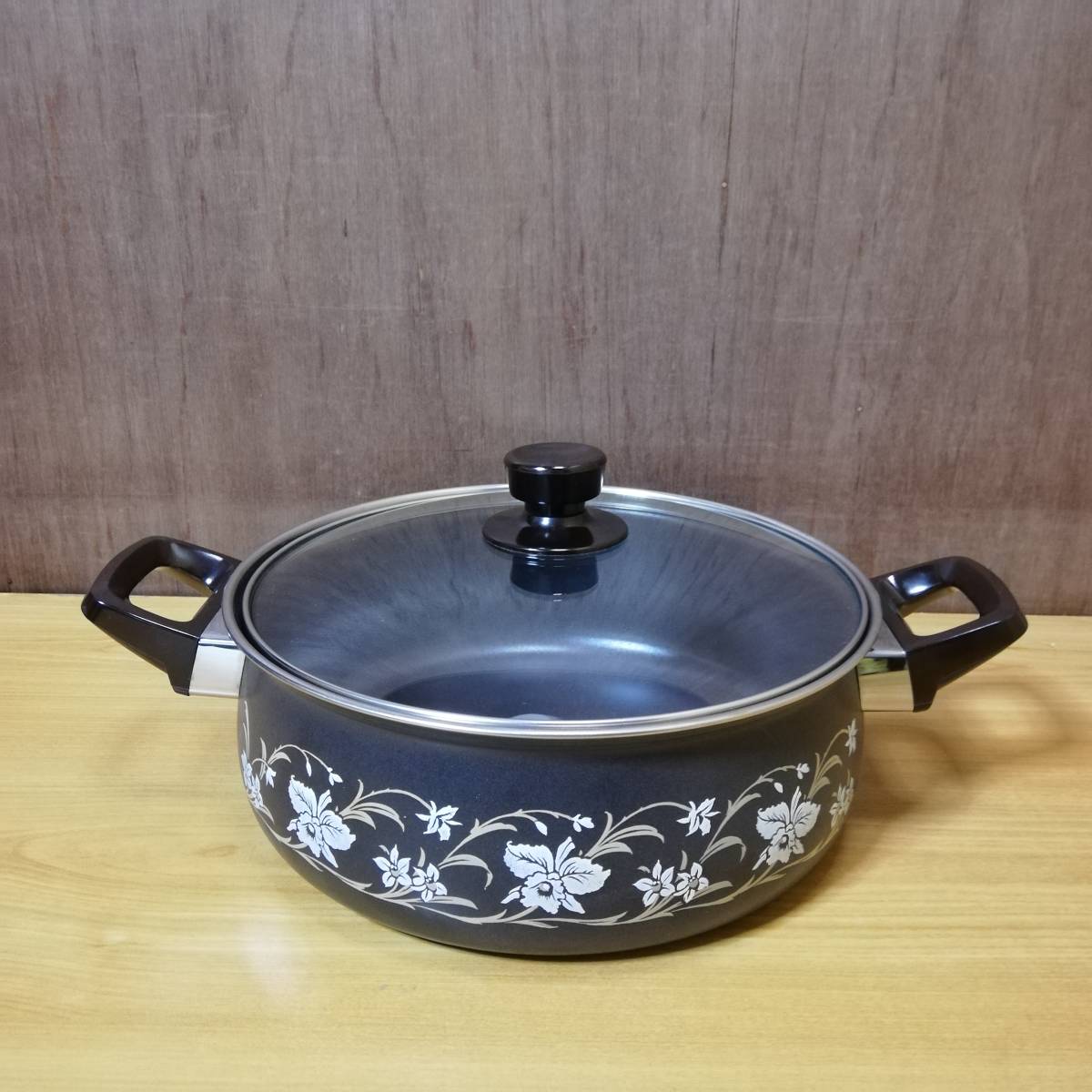 サンゴートーキン ほうろう鍋 未使用品 マイティーブラウン ヴィンテージ デッドストック 琺瑯拍卖