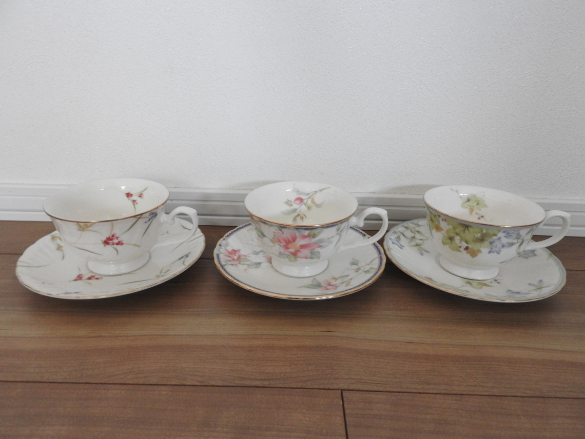 ★☆HOYA CHINA New Ivory 花柄 カップ&ソーサー 3客 柄違い セット☆★拍卖