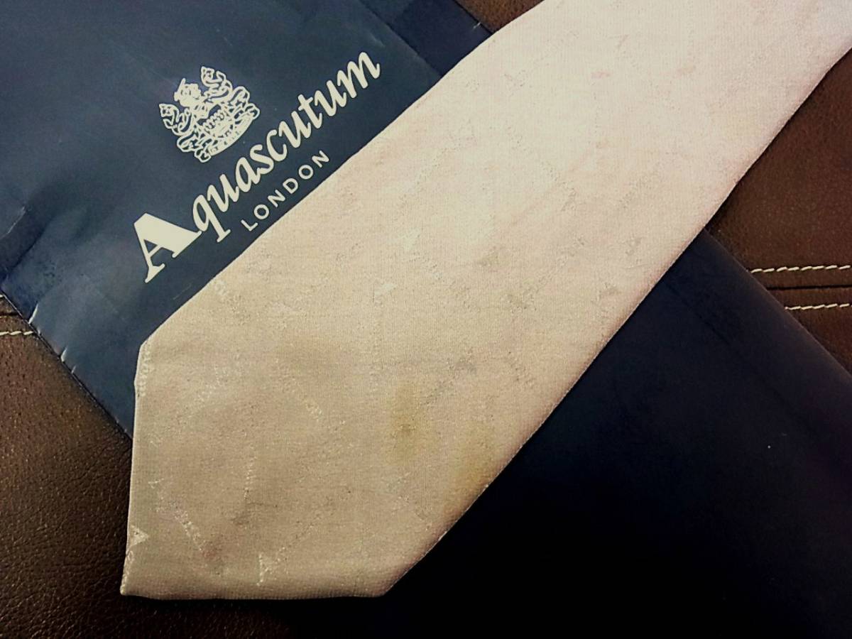 ◆即決1000円◆0711◆【Aquascutum】アクアスキュータム【総ロゴ】ネクタイ拍卖