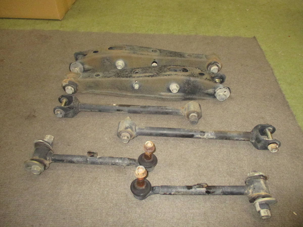 GXE10 アルテッツァ リア用 サスペンションロワアーム 6本セット拍卖