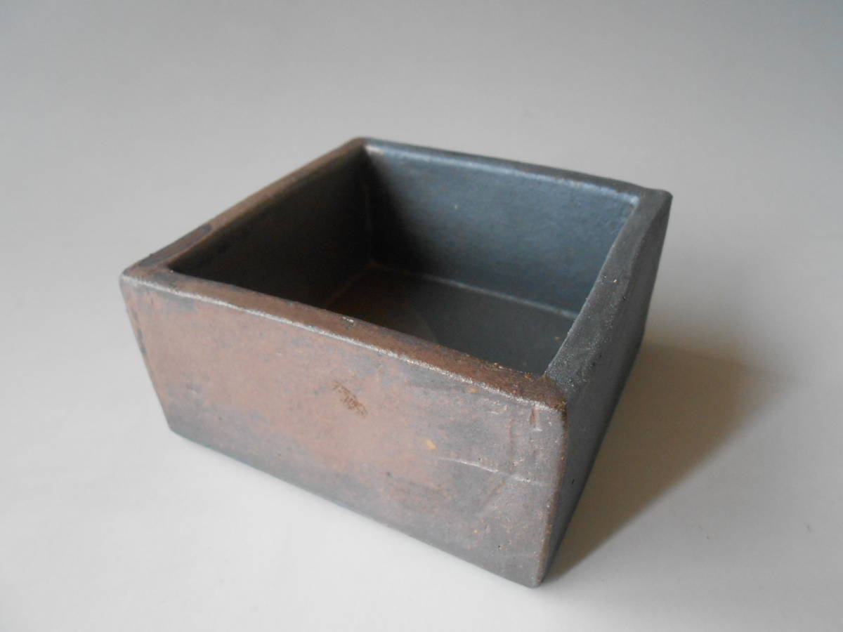 信楽焼! ☆カラカネ・桝盃☆ 新品 サカズキ 盃 杯 酒盃 酒器 お猪口 ギフト拍卖