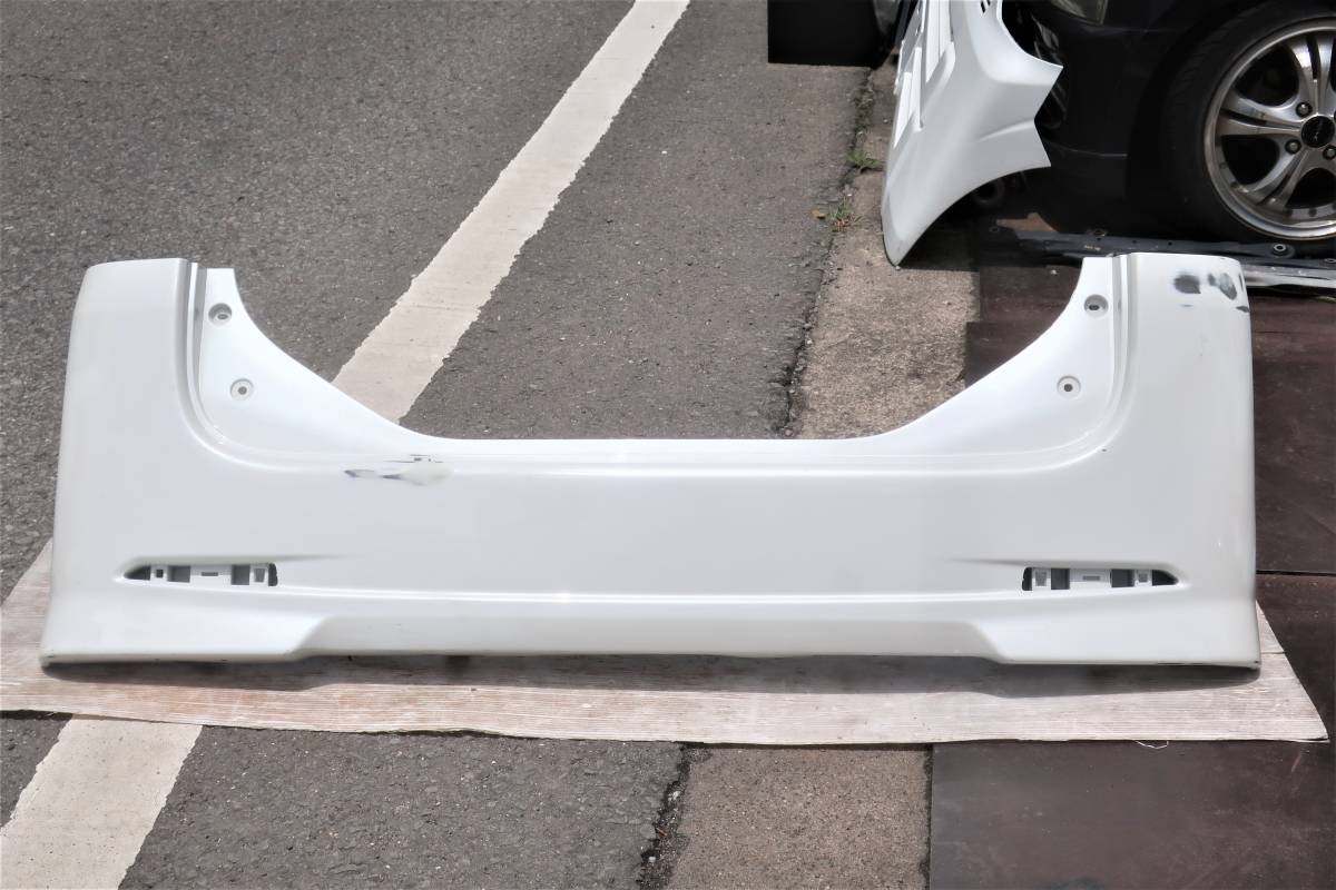 DBA-L375S / L385S タントカスタム 純正 リアバンパー / 52159-B2420 / W24? / パテ補修サンディング拍卖