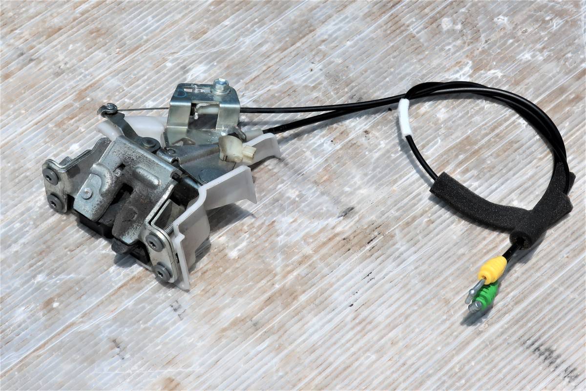 H19 DBA-ACR50W ACR55W 50系 前期? エスティマ 純正 リア右側 スライドドア ドアロック Assy / A046693拍卖