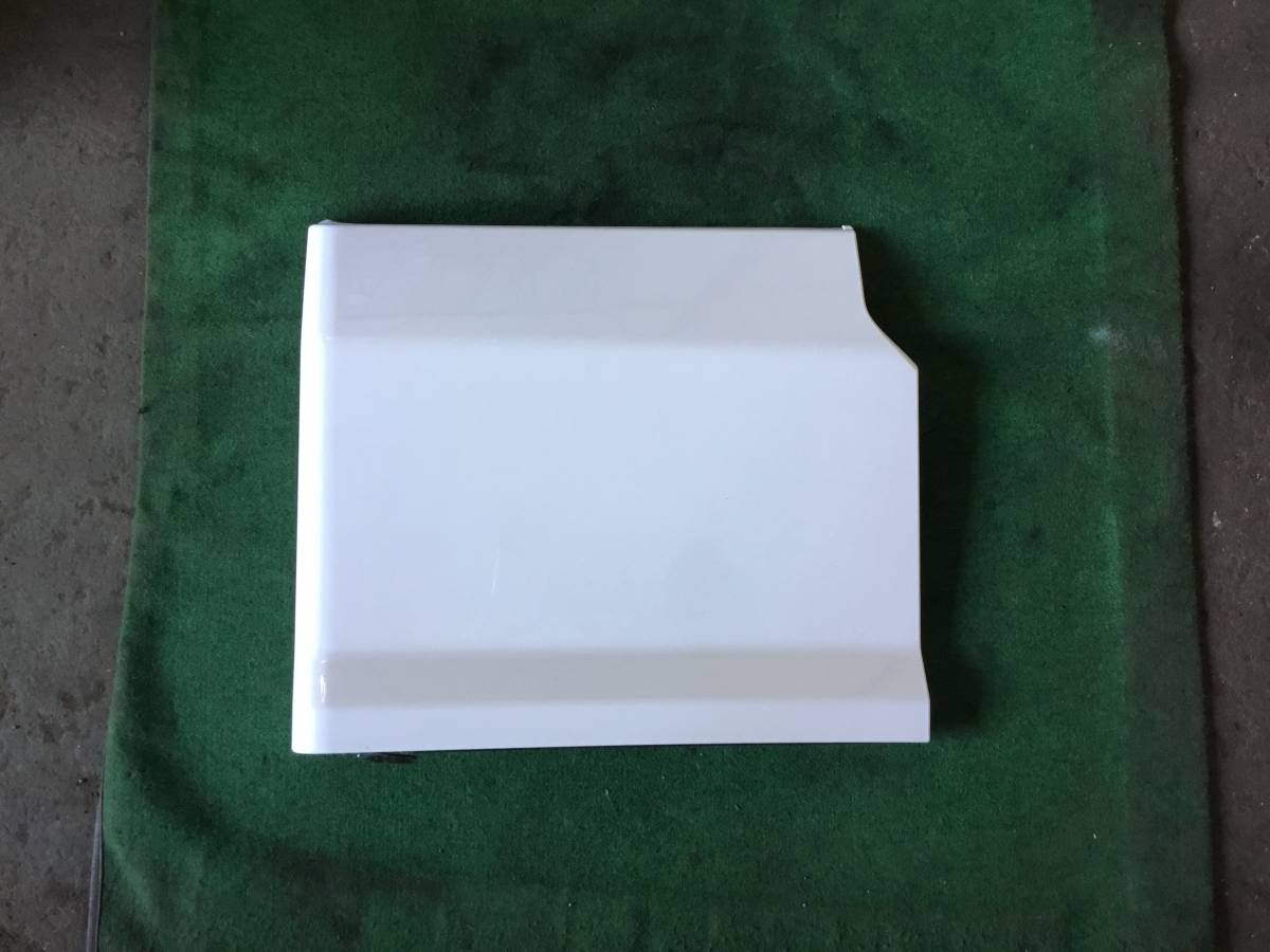 ① 現行ギガ 寝台下 パネル (純正白.R) E 2272 即日発送可 ヤフオク イスズ 160S CZ,CYZ,CYM,CYL,CXG,CYG,CYJ拍卖