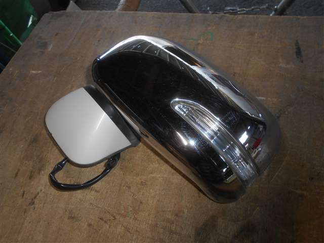 ダイハツ ムーヴコンテ ドアミラー 左 L575 (BL11168)拍卖