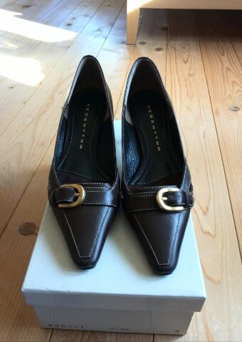 NEORHYTHMのパンプス22.5cm拍卖