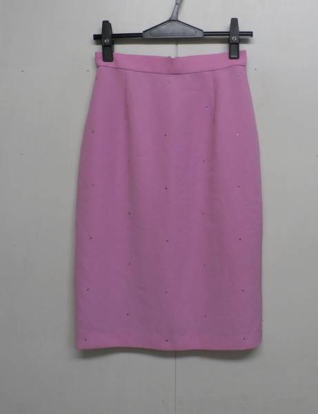 13808 伊太利屋 / 新品タグ付き / サイズ7A2 / 裏地付き / ピンク色 / スカート拍卖