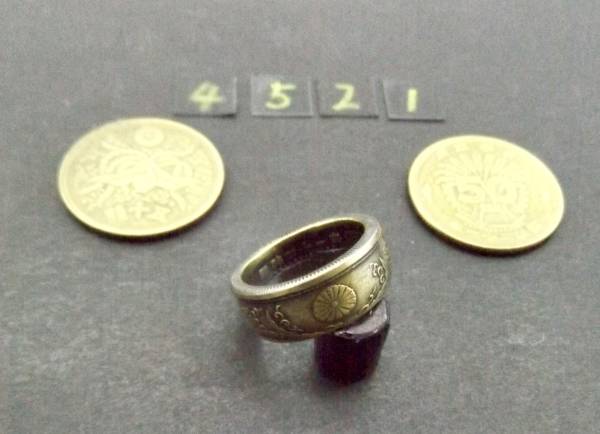 9号 コインリング 大型50銭黄銅貨使用 ハンドメイド手作り指輪 1点物です(4521)送料無料 他にも銀貨や銅貨の指輪を出品中拍卖