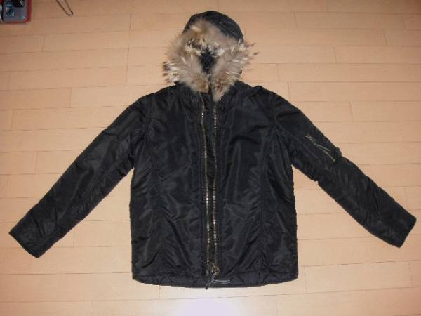 MERCURYのダウンジャケット定価24500円拍卖