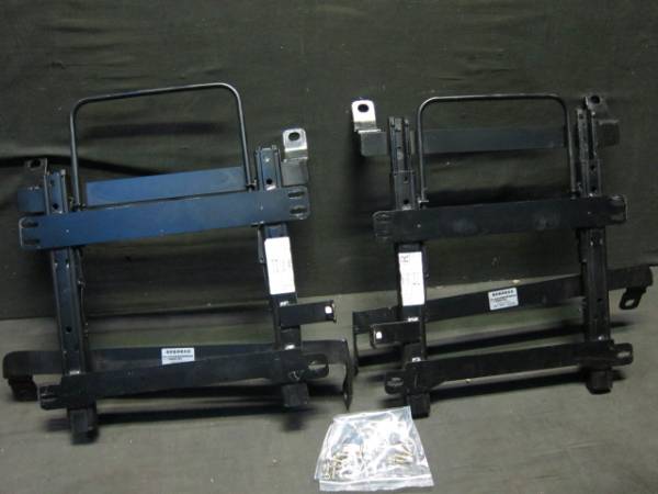 ★☆ ZCT オーパ レカロ用 シートレール カワイ製作所 T084R/T084L ☆★拍卖