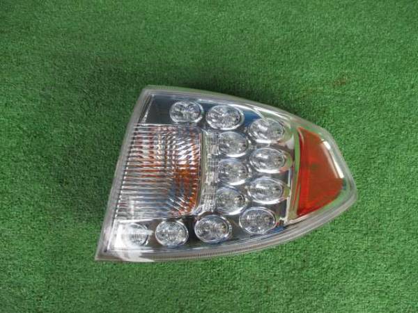 ★☆GH8 インプレッサー 右テールランプ☆★拍卖