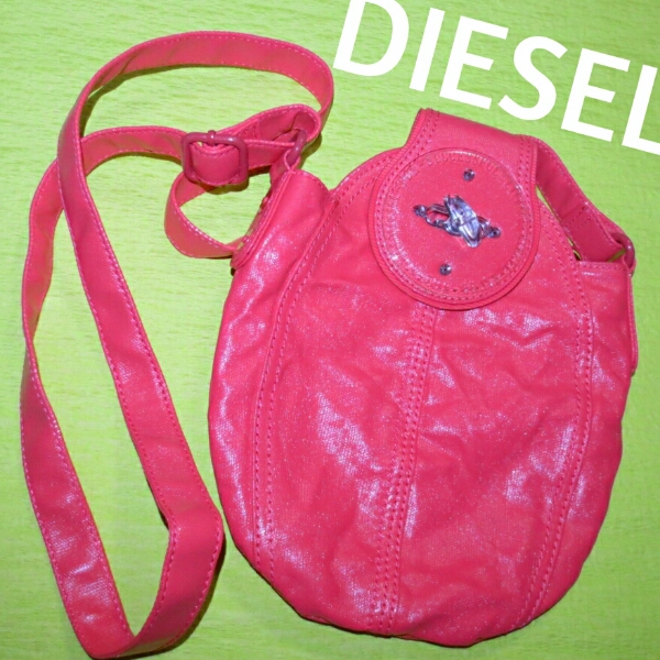 DIESEL ディーゼル ショルダーバッグ S ピンク 中古品 B009拍卖