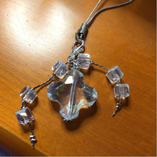 キラキラレインボーガラスとキューブガラスのストラップ冷んやり涼しげ拍卖