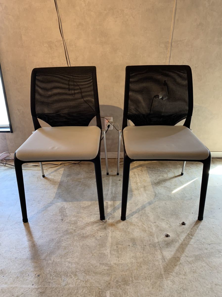 vitra. ヴィトラ メダスリム オフィスチェア ダイニングチェア ミーティングチェア 2脚セット 椅子 事務用 メッシュ張り C010 店頭引取可拍卖