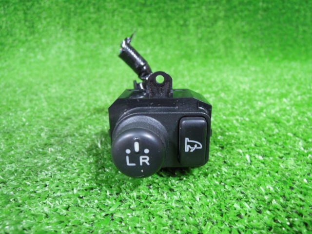 ダイハツ ミラココア L685S 電動格納 ドアミラースイッチ 中古 2063T 配線10本 カプラー付き | 220650拍卖