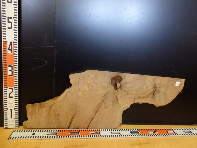 e2062131 神代杉●約29.5cm×2.7cm☆無垢板1枚板 木材 板 DIY 板材 天板 棚板 テーブル 看板 花台など種類豊富!拍卖