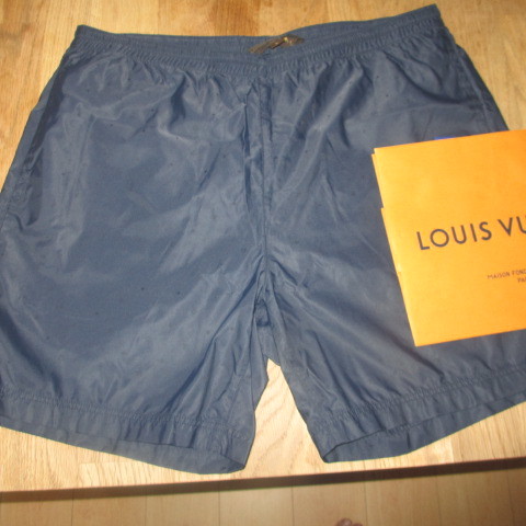 新品 LOUIS VUITTON モノグラム 水陸両用 ハーフパンツ サイズL拍卖