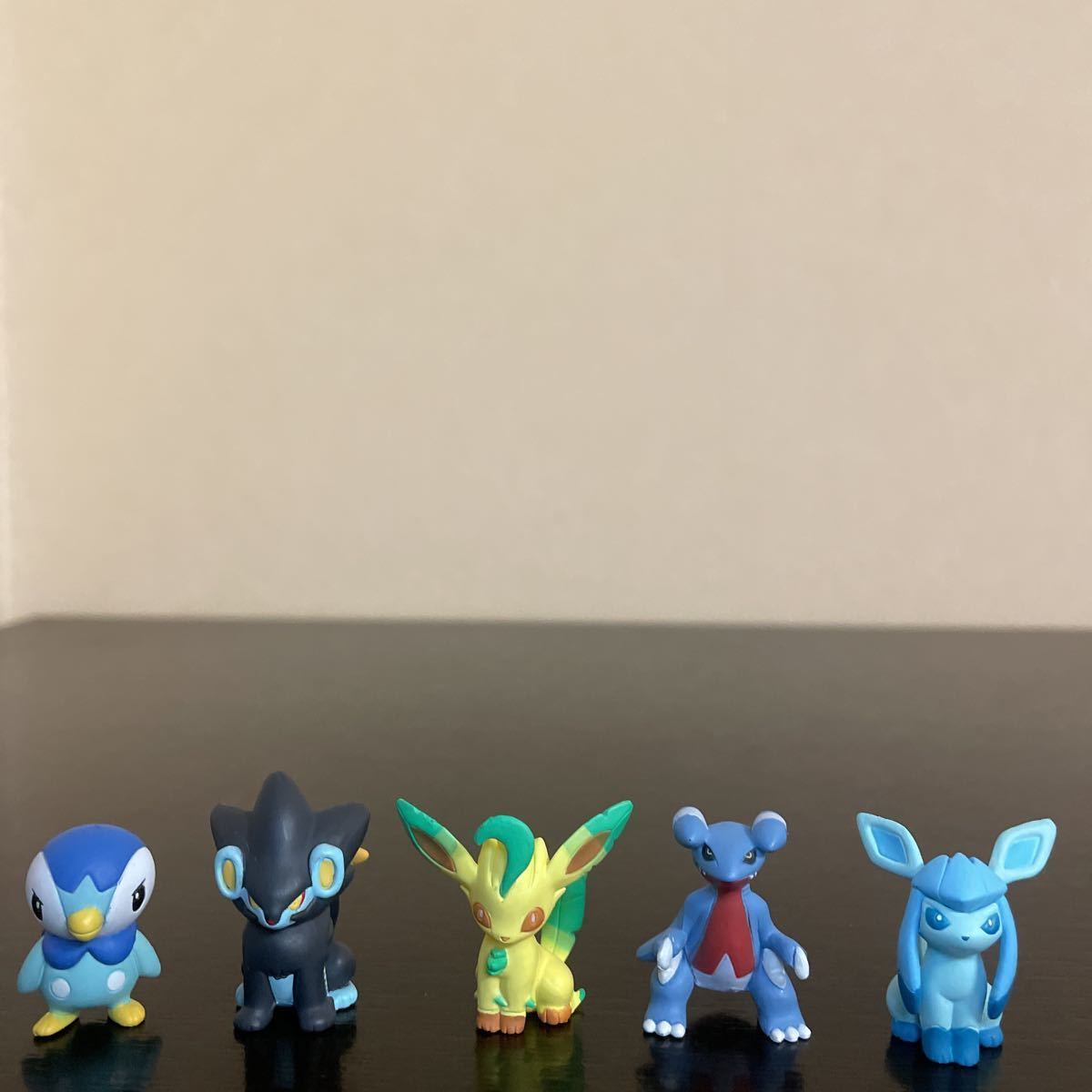 ポケモン ジョイントパレス 中古品 1. ポッチャマ 2. レントラー 3. リーフィア 4. ガバイト 5. グレイシア フィギュア ポケットモンスター拍卖