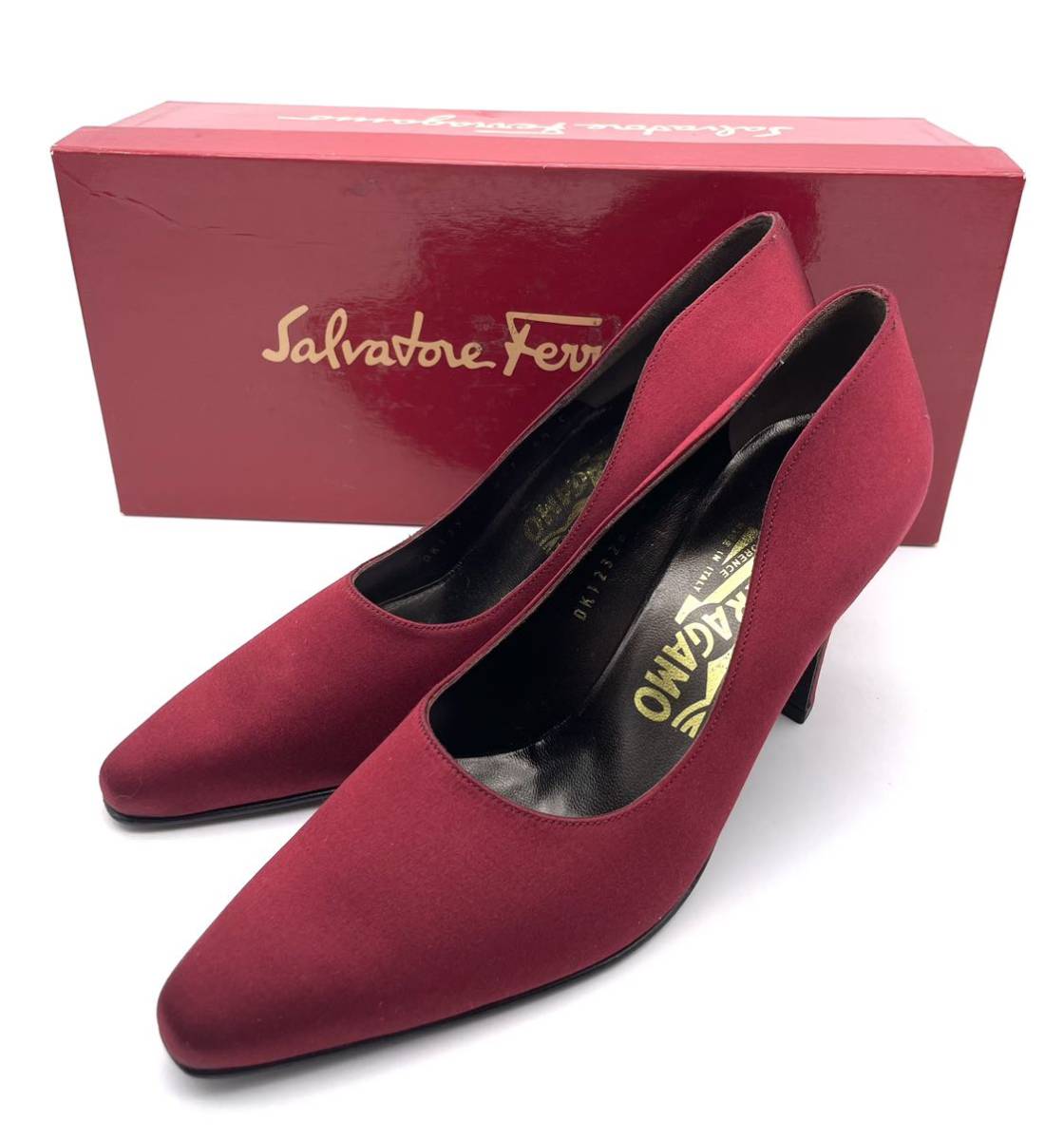 未使用●サルヴァトーレフェラガモ Salvatore Ferragamo イタリア製 サテン パンプス 5.5 23cm拍卖