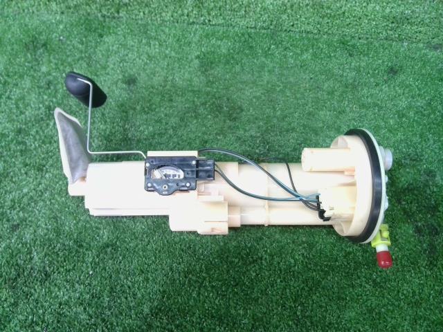 ミニキャブ EBD-DS16T フューエルポンプ 燃料ポンプ 26U UC-T33SU37 MQ504485 R06A拍卖