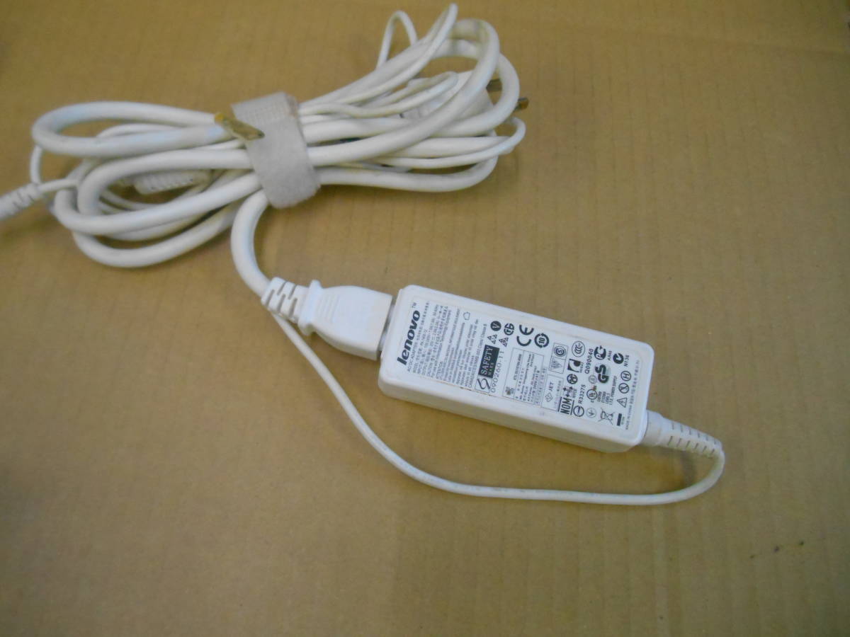 Lenovo ACアダプタ PA-1400-12 20V=2.0A 外径5.4 内径2.7 (4拍卖